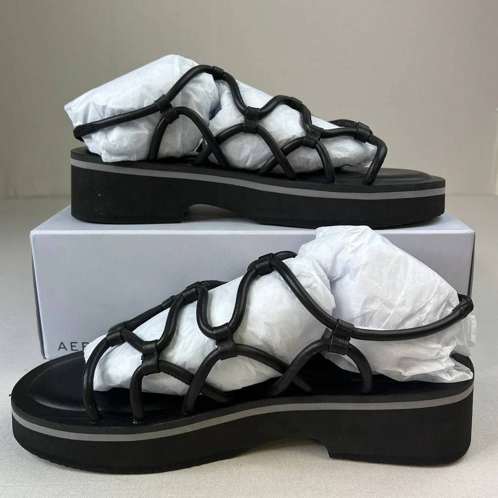 AEROSOLES brand new
